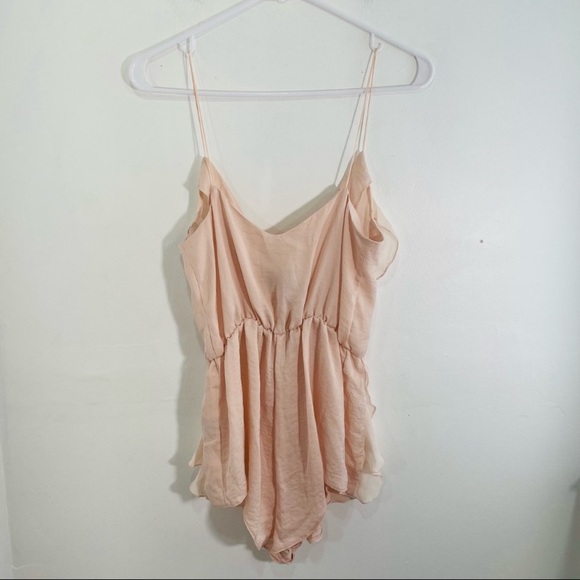Satin pink ruffle teddy romper - Picture 5 of 8